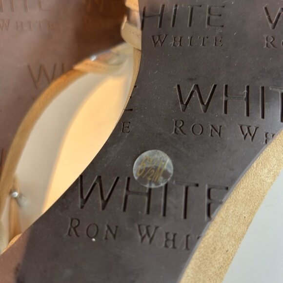 Ron White tan suede pointed flats with ankle strap size 6.5 - Picture 8 of 10